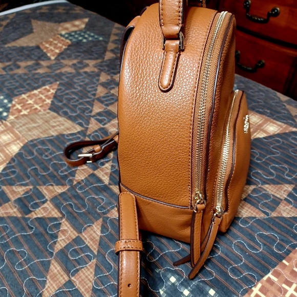 Kate Spade ♠️ NWOT travel pack handbag 👜 beautiful Brown bag pebble leather ♥️ - Picture 3 of 8